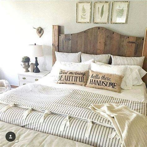 Accent pillows Farmhouse Bedroom Decor Ideas, Farmhouse Master Bedroom ...