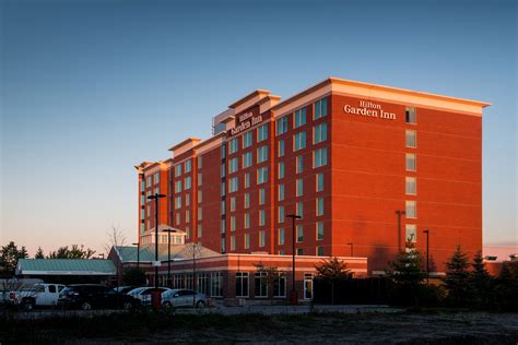 Hilton Garden Inn Ottawa Airport | Adjeleian Allen Rubeli Limited