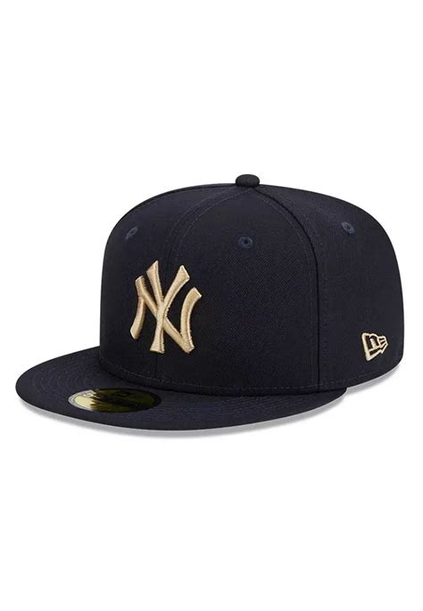 Buy NEW ERA New York Yankees MLB Laurel Sidepatch Navy 59FIFTY Fitted Cap 2024 Online | ZALORA ...