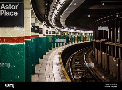 Astor place station subway mta hi-res stock photography and images - Alamy