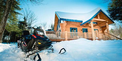 Plan your Snowmobile Ride | Visit Québec City