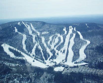 Wachusett Mountain - Wachusett Mountain Ski Area | Ski area, Skiing, Favorite places