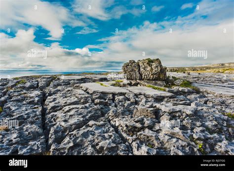 Bay burren limestone pavement hi-res stock photography and images - Alamy