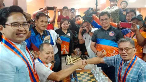 Chess legend Eugene Torre gets 18 wins in simul games with participants of Ozamis Charter Day ...