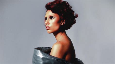 RAYE ANNOUNCES M21CB TOUR