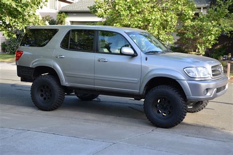 Toyota Sequoia Lifted - amazing photo gallery, some information and specifications, as well as ...