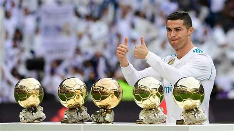 Cristiano Ronaldo - Messi: dos formas de celebrar el Balón de Oro