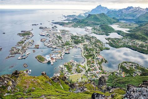 Complete Guide to Climbing Svolvaergeita in the Lofoten Islands | Earth Trekkers