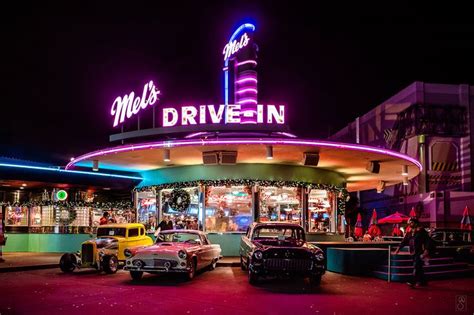 Mel’s Drive-In at Universal Studios [Explored] | Diner aesthetic, American graffiti, Retro diner