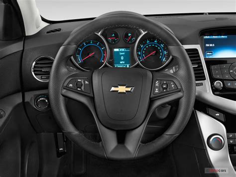 2015 Chevrolet Cruze: 50 Interior Photos | U.S. News