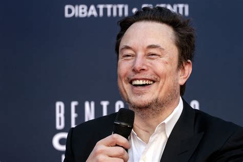 Elon Musk leads world's richest to $1.5T wealth gain in 2023 | Crain's ...