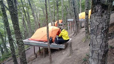 REFUGIO Y CAMPING SECTOR CHILENO - LAS TORRES PATAGONIA (Parque nacional Torres del Paine ...