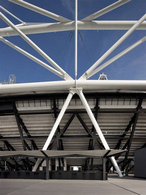 Gallery of London Olympic Stadium / Populous - 9