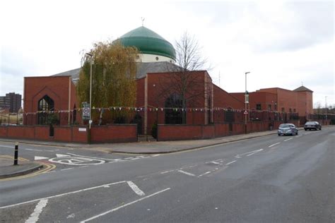 Leicester Islamic Centre © Philip Halling :: Geograph Britain and Ireland