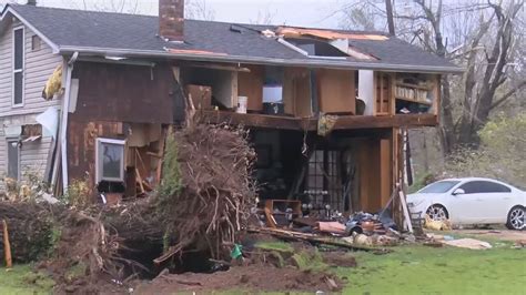 Missouri Tornado Kills At Least 5 People, Causes 'Widespread' Damage