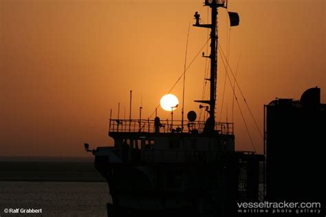 Hodeidah Port Photo from grabbi - vesseltracker.com