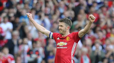 Michael Carrick becomes Manchester United captain | Football News | Sky ...