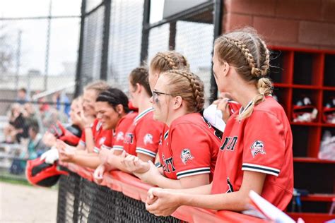 Kent City finishes 1-1 in memorial softball tournament | Local Sports ...