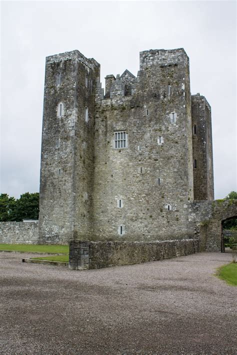 Barryscourt Castle - Landmarks & Historical Buildings - Carrigtwohill, Co. Cork, Republic of ...