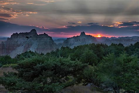 Badlands Sunset Photograph by Suzanne Asaturian - Fine Art America