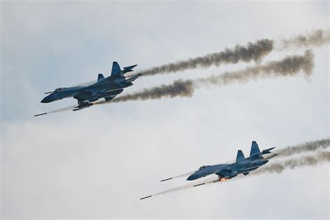 What happened to Russia's Air Force? U.S. officials, experts stumped ...