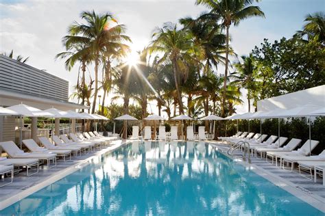 The 10 Most Gorgeous Swimming Pools in Miami Beach | Miami beach hotels ...