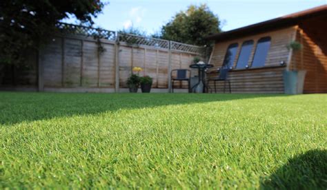 Perfect Grass on Sarah Beeny's TV Show Renovate Don't Relocate