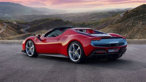 Sergio Marchionne: Every Ferrari To Be A Hybrid By 2019 - CleanTechnica