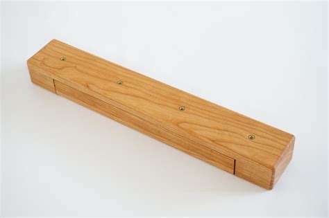 Wooden Flute Stand - Cherry Wood – FLUTISTRY BOSTON