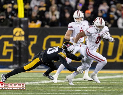 Wisconsin Football: Three keys to a Badgers' victory over Iowa