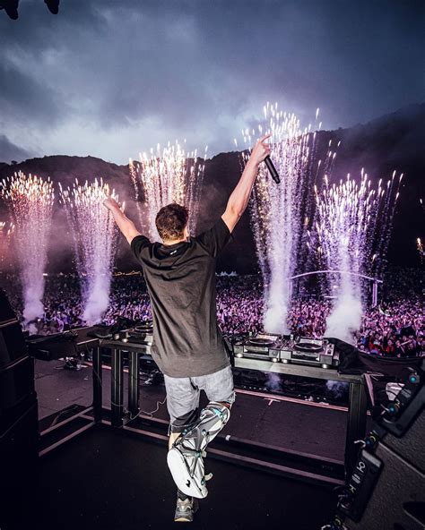 Martin Garrix on Instagram: “FUJI ROCK that was magical!! thank you for partying so hard in the ...