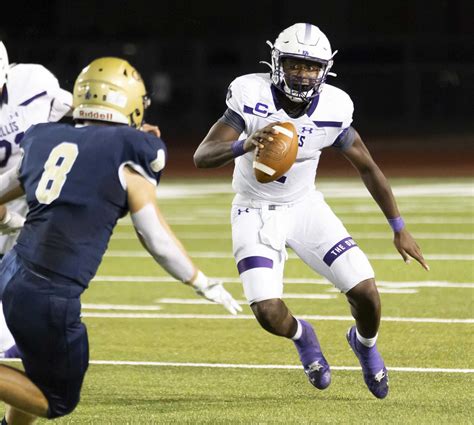 FOOTBALL ROUNDUP: Willis tops Klein Collins for third straight win