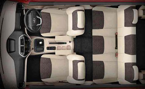 Mahindra_TUV_300_Comfort_Large_Interior_Volume_Legroom_2015_india_carcrox | Bigwheels.my