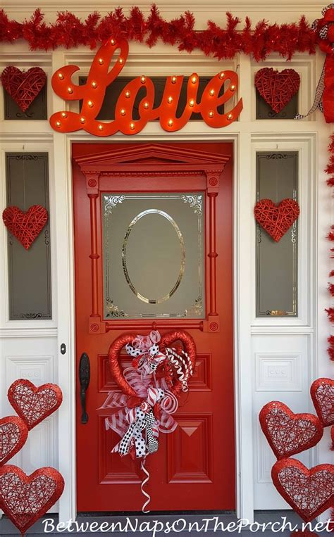 Valentine Office Door Decorations / Our valentine's decorations feature ...