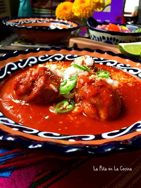 Chilate de Pollo (Chicken in Salsa) - La Piña en la Cocina