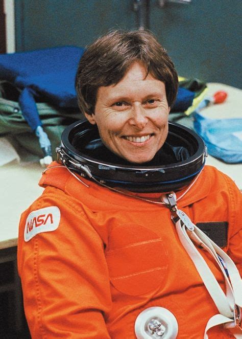 Canadian Astronaut Roberta Bondar born December 4, 1945 in Sault Ste. Marie, Ontario | Real ...