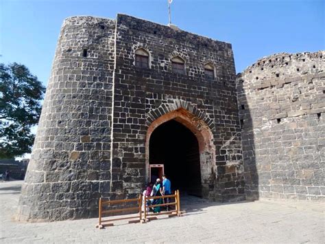 India: Daulatabad Fort – Travel2Unlimited