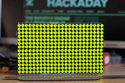 30 FPS Flip-Dot Display Uses Cool Capacitor Trick | Hackaday