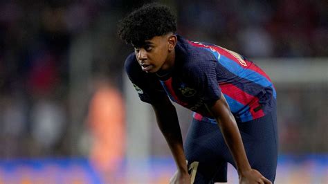 Teenage sensation Lamine Yamal becomes Barcelona's youngest ever La ...