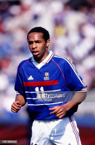 271 Thierry Henry 1999 Photos & High Res Pictures - Getty Images