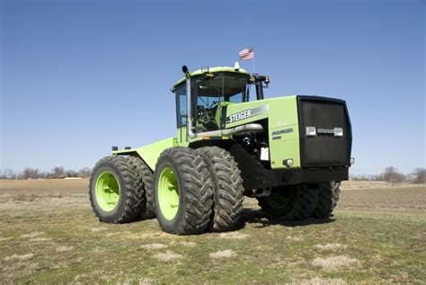 Steiger Lion 1000 Farm Tractor | Steiger Farm Tractors: Steiger Farm ...