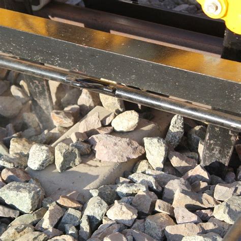 Rail Tamping Machine Hydraulic Railway Ballast Tamper - YD-22 - Lianjie ...