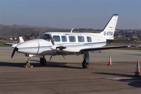 Piper PA-31 Navajo/Pressurized Navajo, pictures, technical data, history - Barrie Aircraft Museum