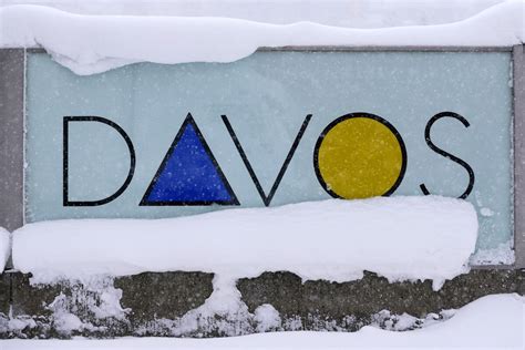 WEF Aims to Make Decision on Davos 2021 Meeting in September - Bloomberg