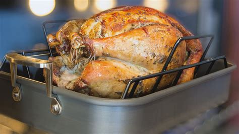 Do You Really Need A Roasting Rack To Cook Turkey?