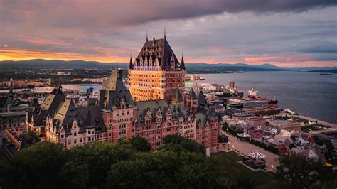 Fairmont Le Château Frontenac | Quebec City Hotels | Canada Rail Vacations