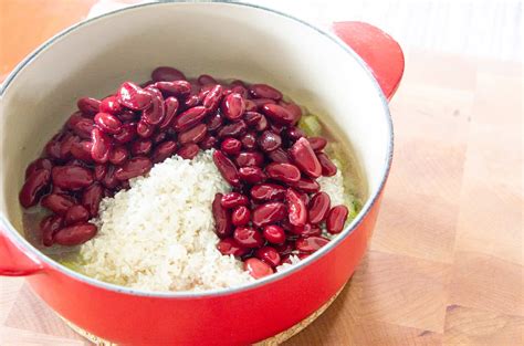 Easy Rice and Beans (One Pot) – Vegetarian Recipes for Mindful Cooking