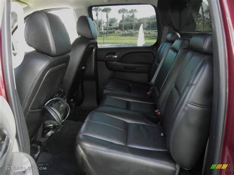 2007 Chevrolet Avalanche LTZ 4WD interior Photos | GTCarLot.com