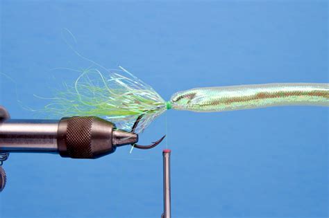 Nightmare Needlefish Fly: Catch More, Bigger Barracuda! Fly Tying Recipes & Patterns