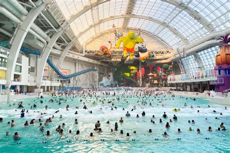 13 Best Indoor Water Parks in the U.S.